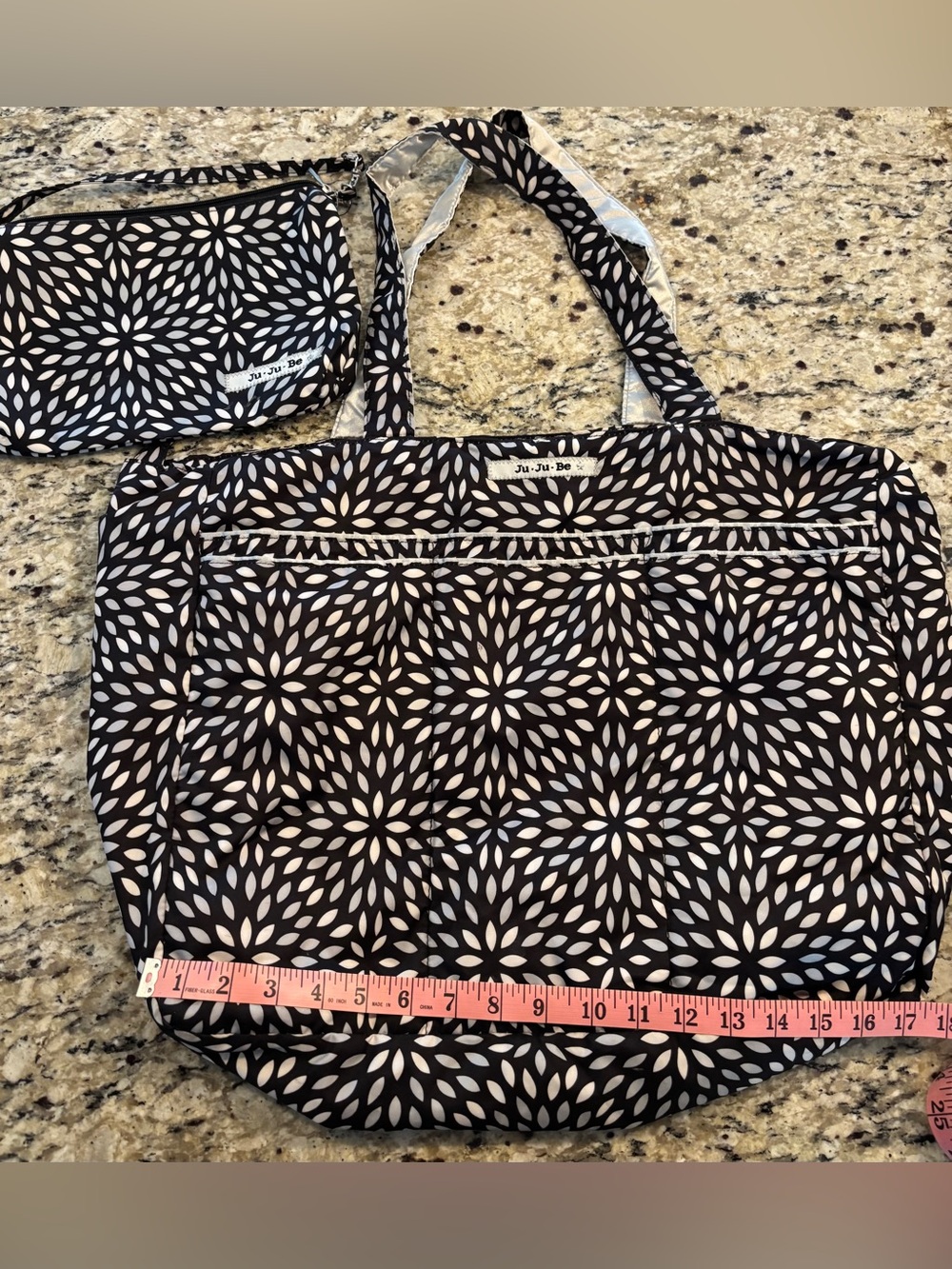 JUJUBE super be tote and small bag